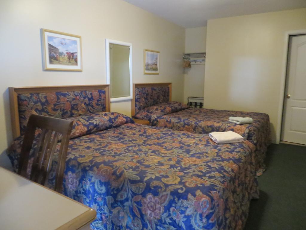 Villa Nova Motel Wasaga Beach Bilik gambar
