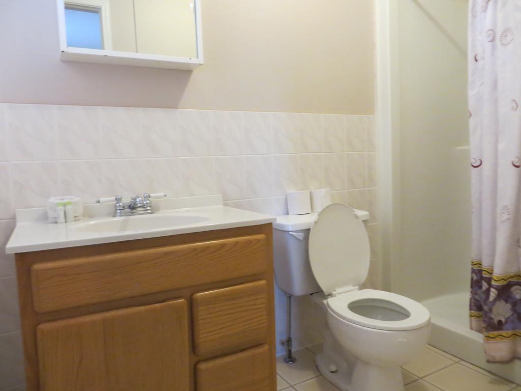 Villa Nova Motel Wasaga Beach Luaran gambar