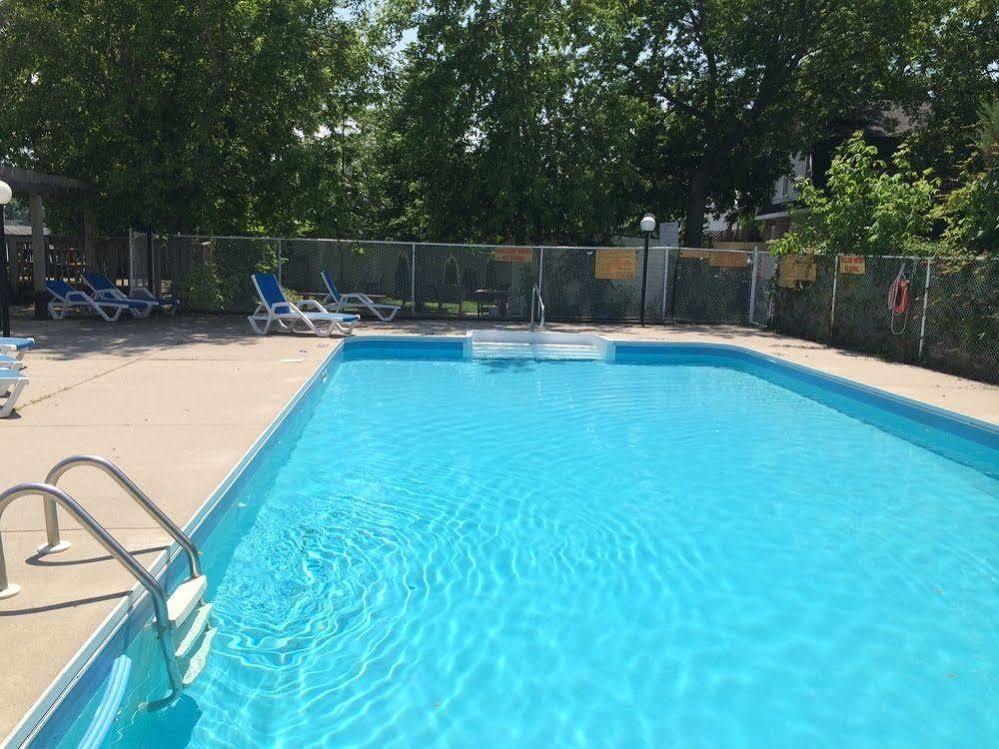 Villa Nova Motel Wasaga Beach Luaran gambar
